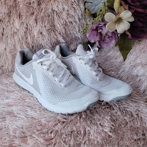 **SOLD ON MERCARI** Nike Sneakers